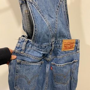 Levi’s overalls